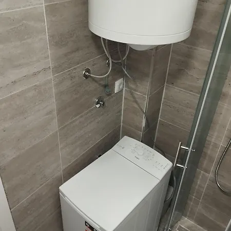 Misir In Downtown アパート