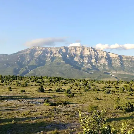 Misir In Downtown - Private Entrance And Private Bathroom Appartamento Knin